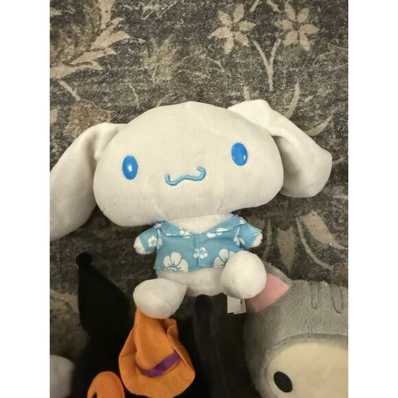 Sanrio Cinnamoroll Kuromi Rillakuma Lot of 6 mini plushies Collectors Lot - Picture 4 of 15